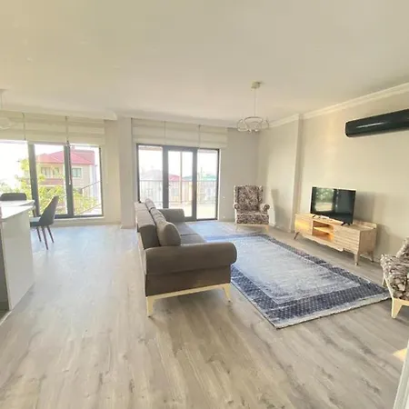 Kiralik Luex Deniz Manzarali Bahceli Villa/luxury Sea View Garden For Rent Villa Trabzon